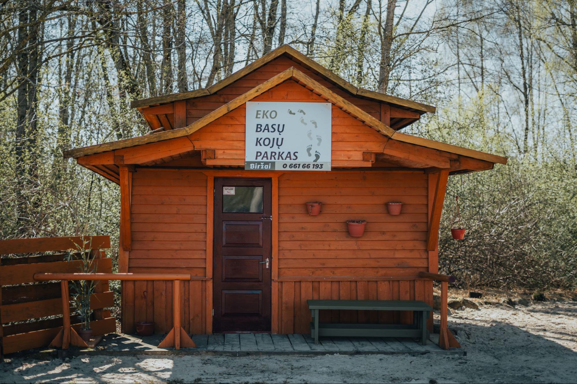 Basų kojų takas 9