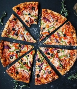 pizza-3007395_640-e65a3ddff1f69d3bfc09d2804f37e9dc.jpg